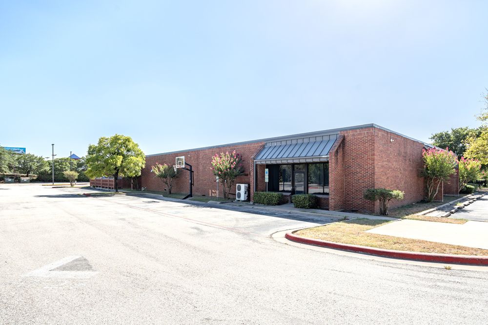 Large Office/Warehouse or Creative Workspace: 14401 Owen Tech Blvd, Austin, TX 78728